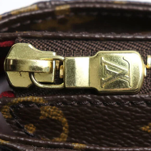 LOUIS VUITTON Brown Shoulder Bag - Picture 5 of 10